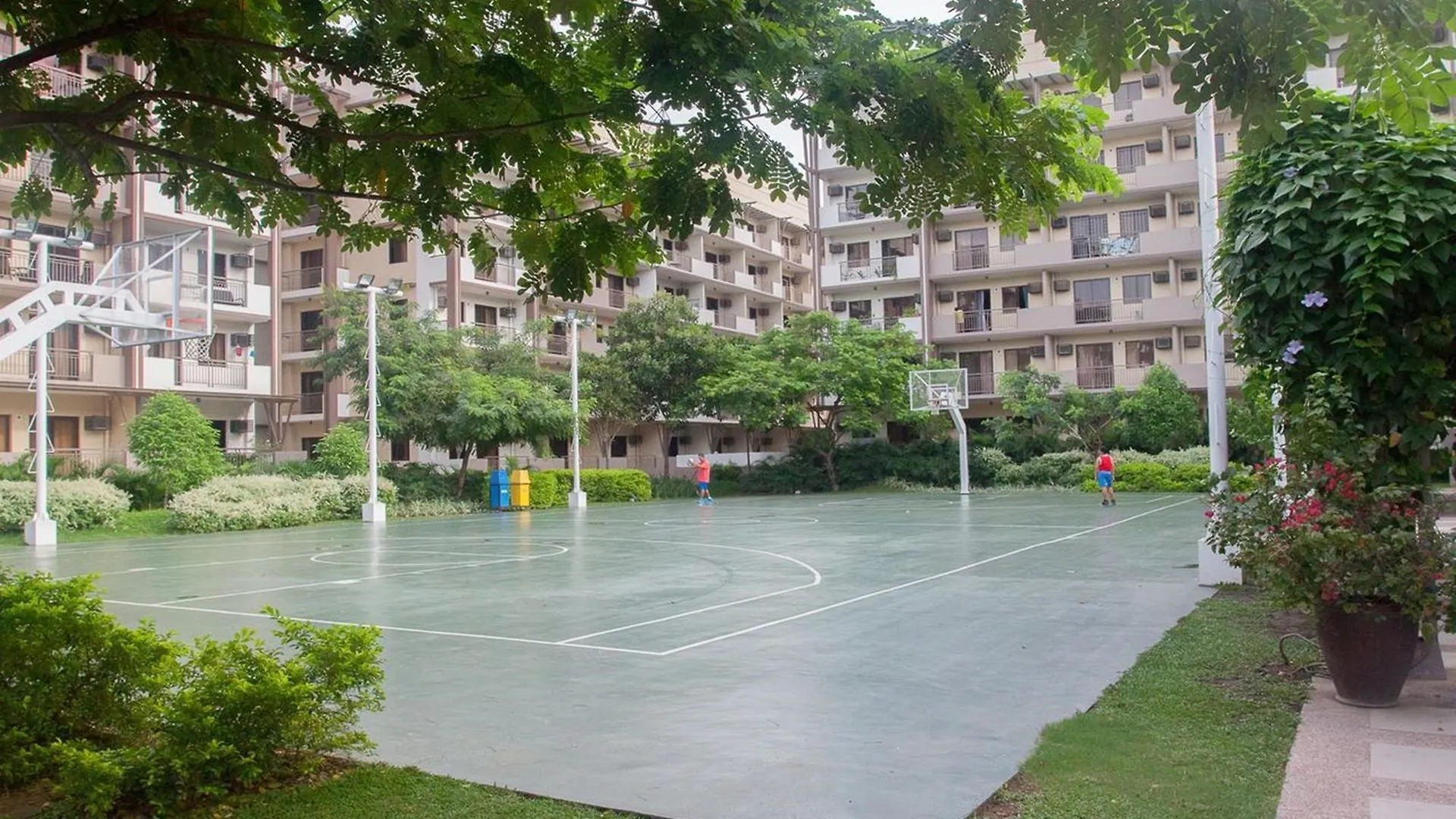 Condo At Arista Place Paranaque City