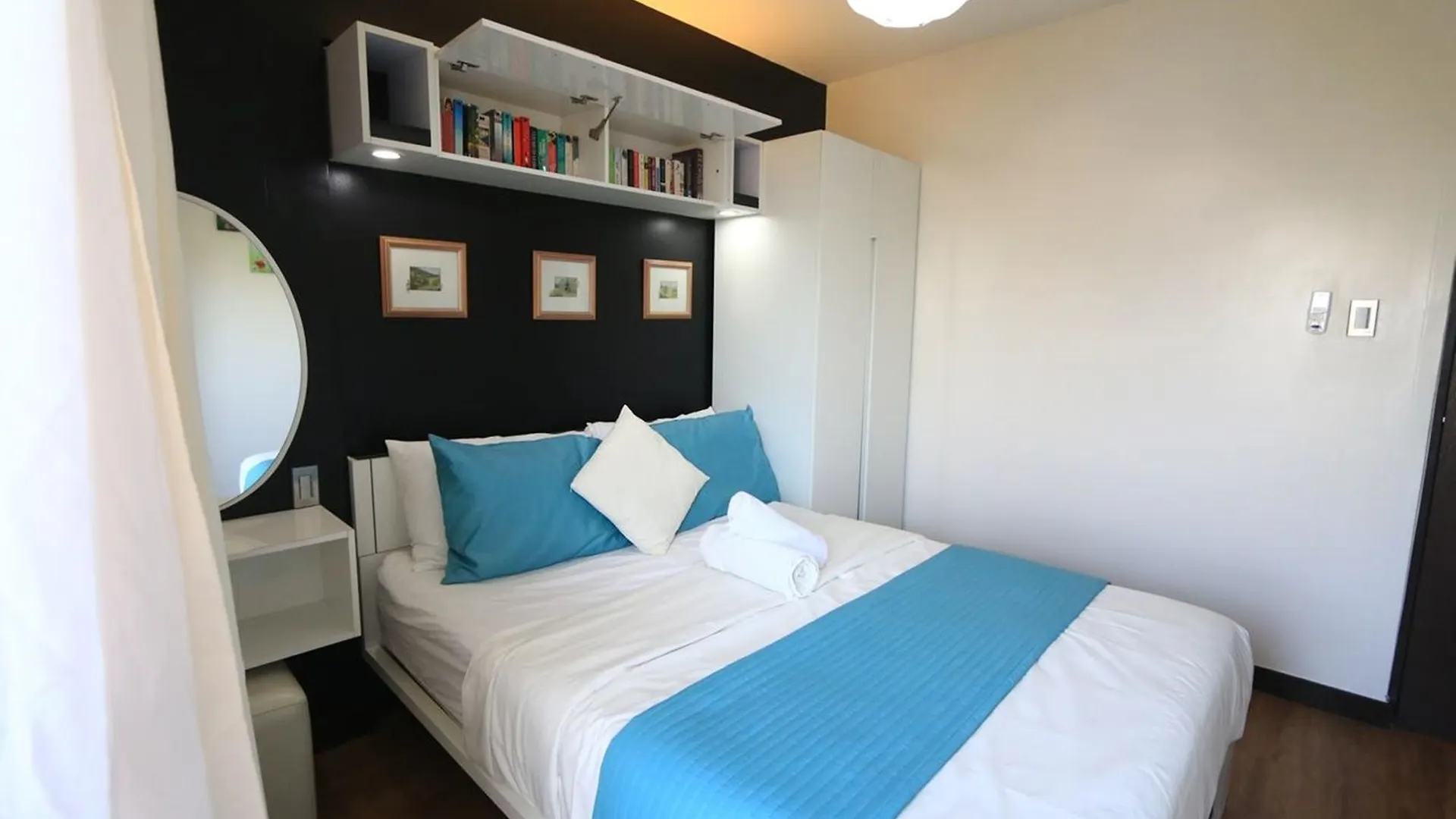Condo At Arista Place Paranaque City 3*,