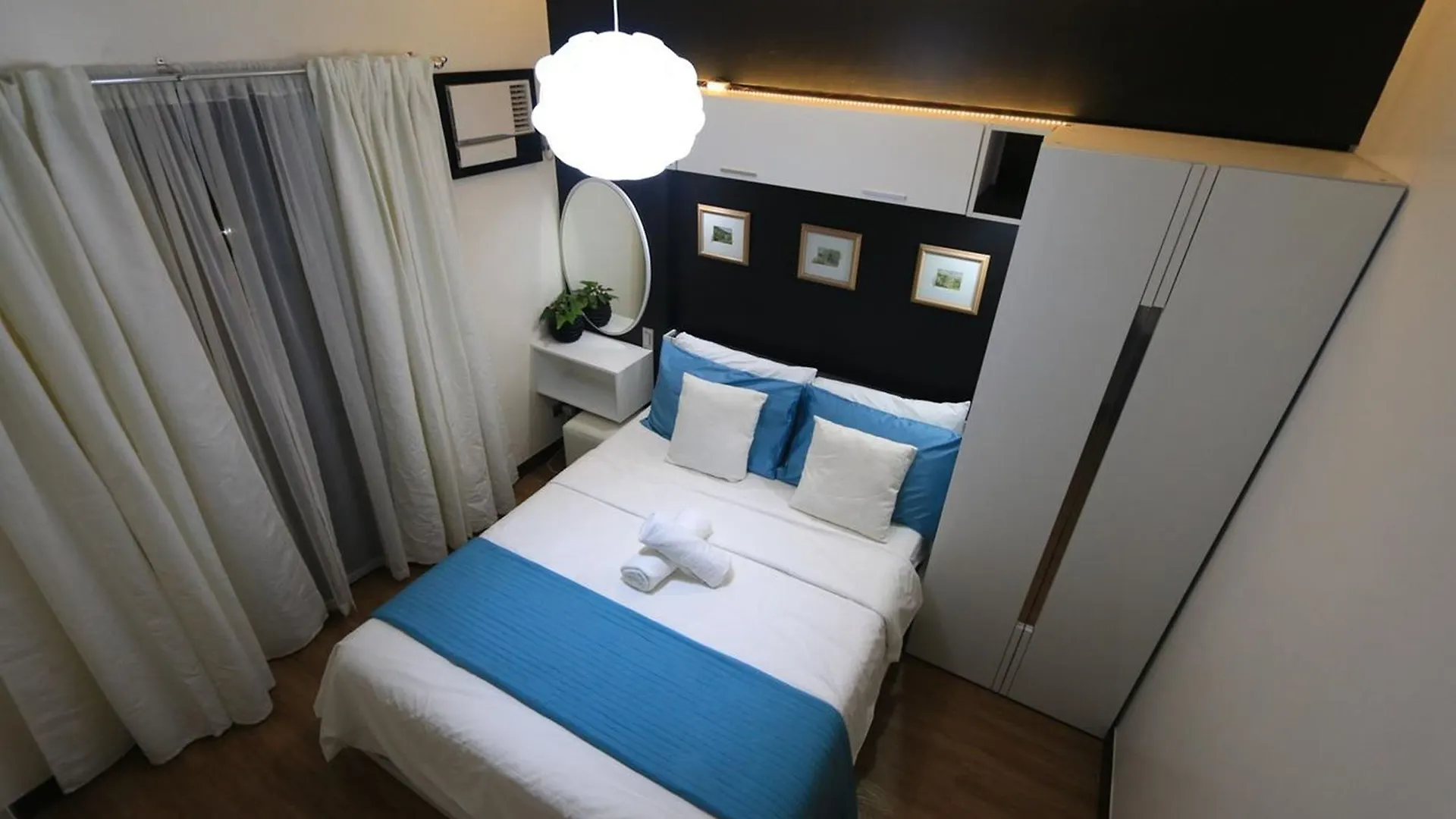 Hotel Condo At Arista Place Paranaque City