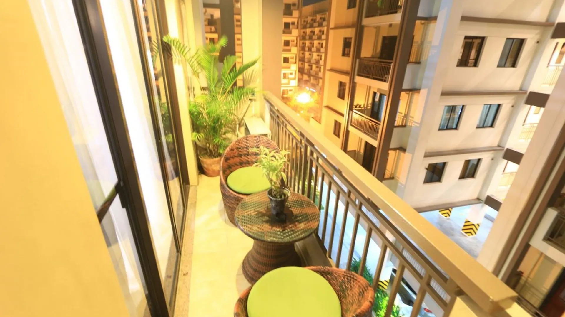 Condo At Arista Place Paranaque City 3*,  Philippines