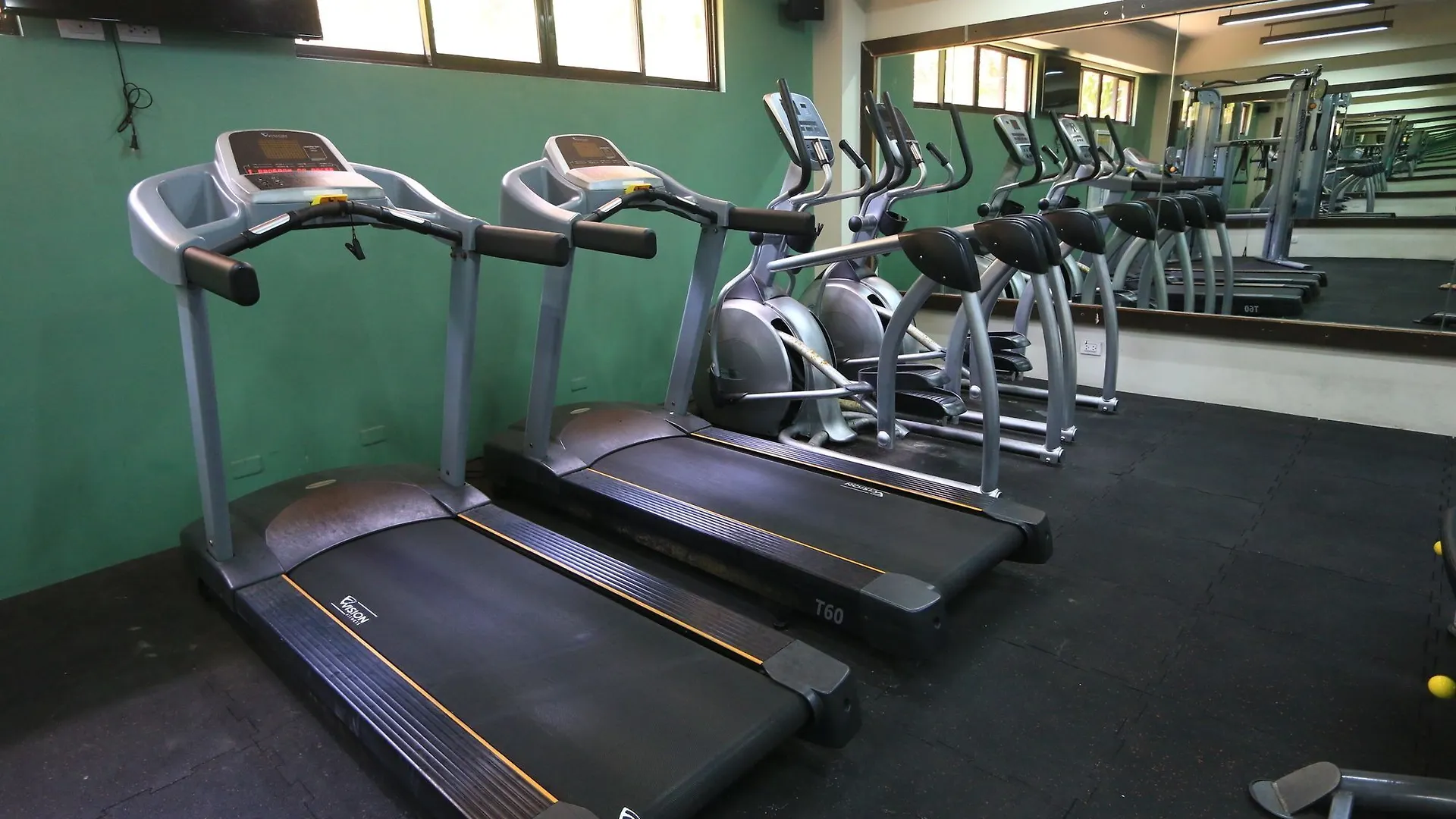 *** Hotel Condo At Arista Place Paranaque City Philippines