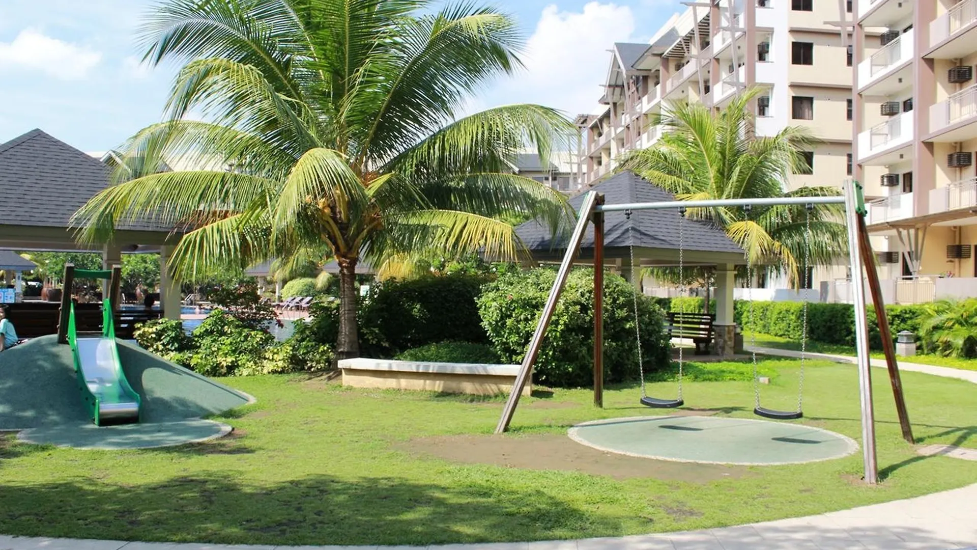 Hotel Condo At Arista Place Paranaque City